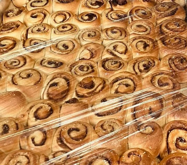 Mini Cinnamon Swirls (pack of 16)